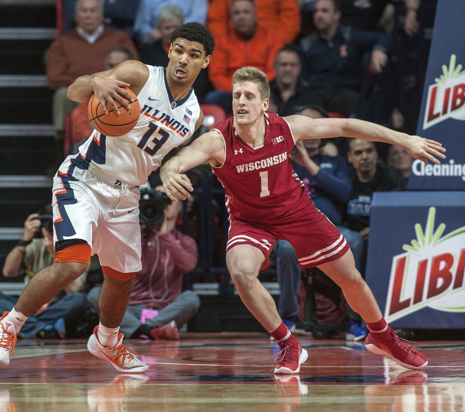 Wisconsin Illinois Basketball